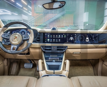 看这内饰你能分辨是老款保时捷Cayenne还是新款吗