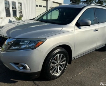 2014 Nissan Pathfinder SV ۼ9500