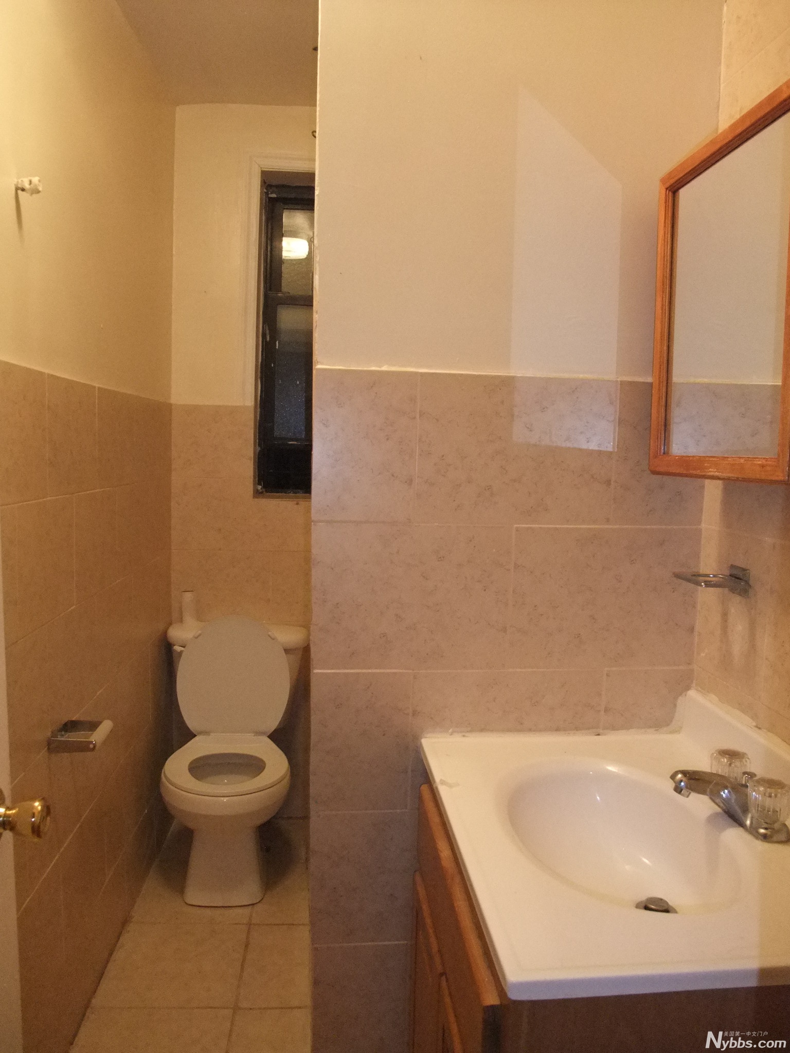 bathroom1.JPG